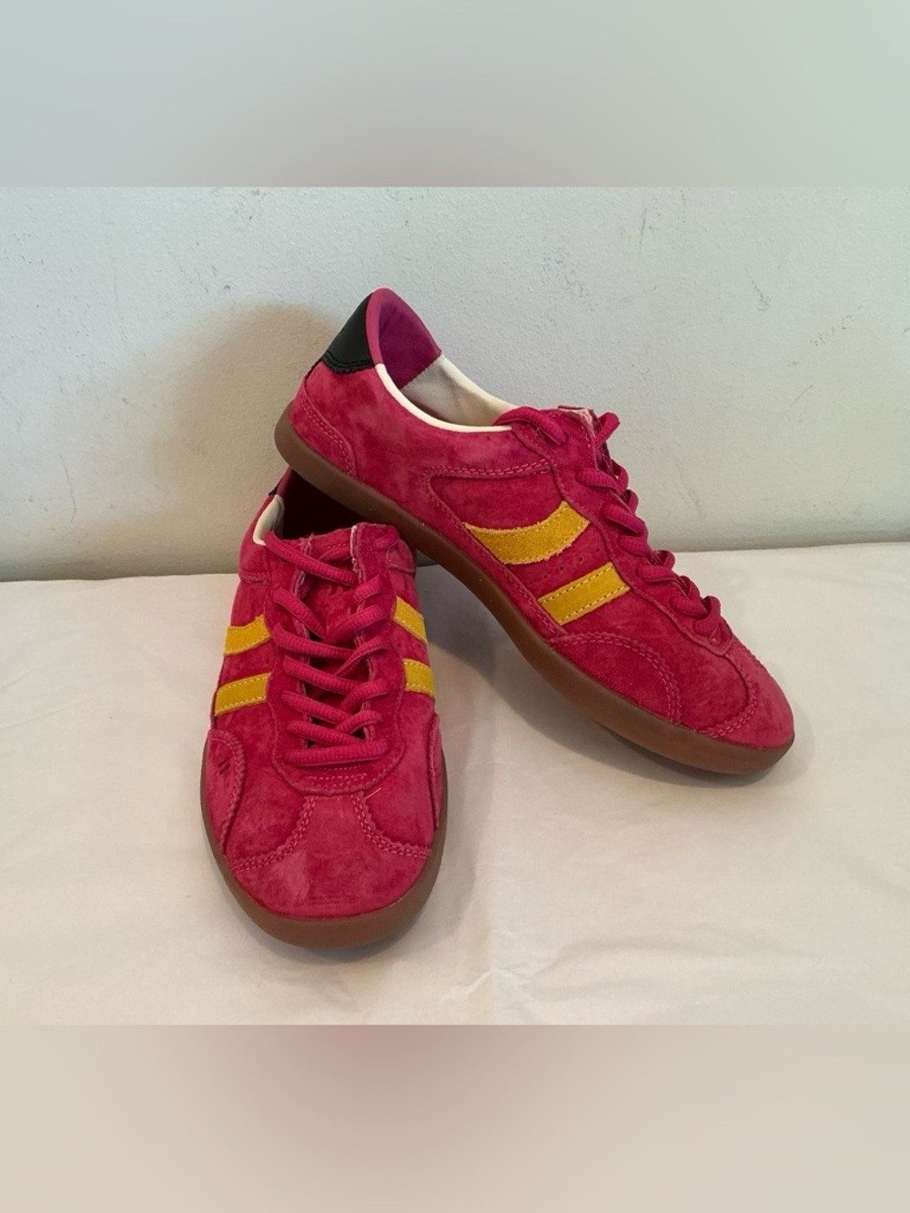 Converse Kizuna Faux Sneakers - Picture 5 of 8